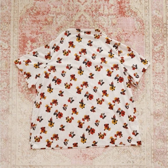 Lady-Caper Mates, Vintage Floral Blouse - Picture 2 of 3